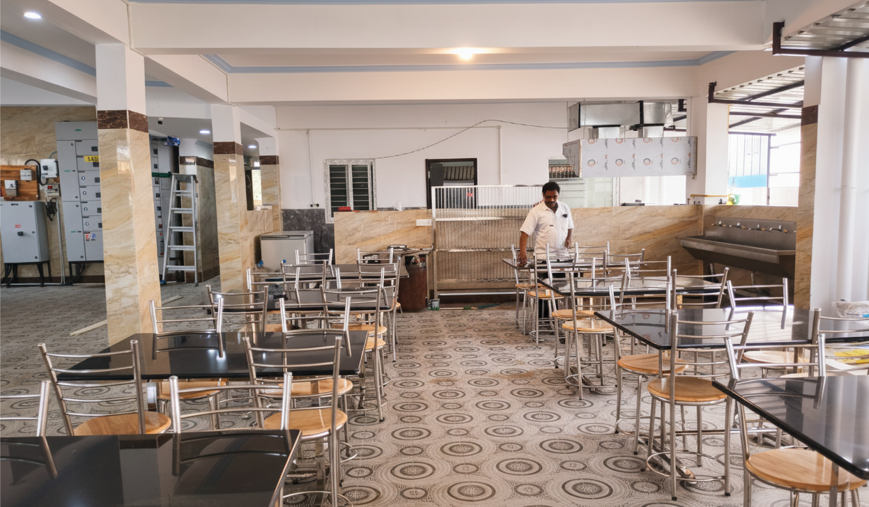 Dining and serving area at Xion 16 Men’s PG, Siruseri SIPCOT