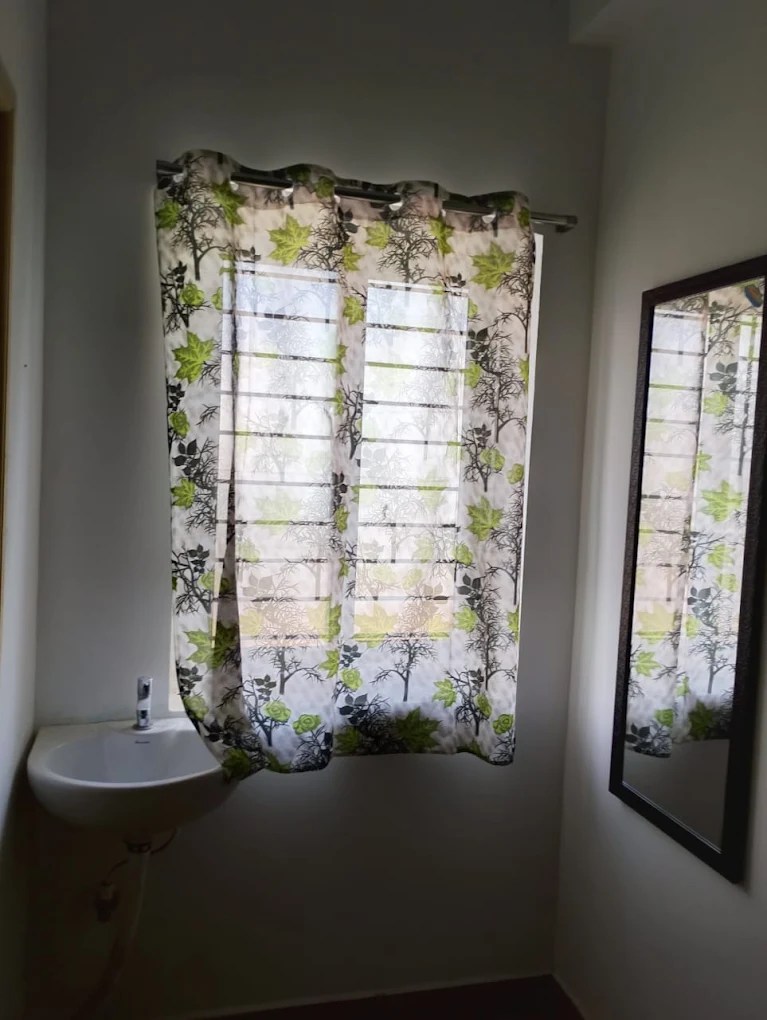 Room windows at Xion 16 Men’s PG, Siruseri SIPCOT